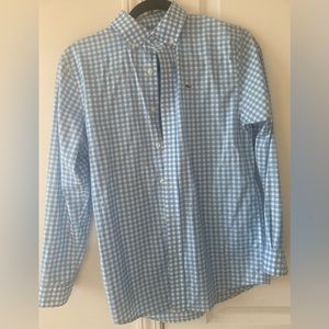 Vineyard Vines boys performance button down. Size Medium (12/14).